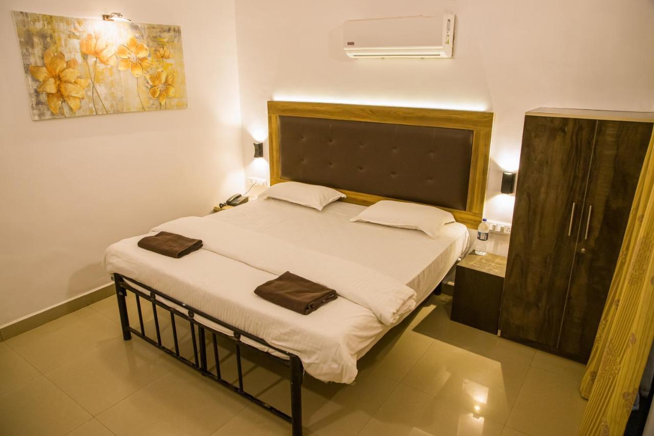 Sanidhya Beach Resort Алибаг Экстерьер фото